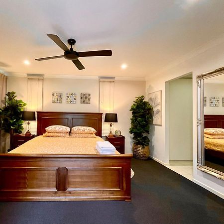 Spacious Hideaway Retreat, Brookfield, Brisbane Exterior foto